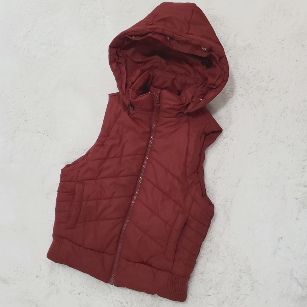 Little girls plaid thick lined puffer vest Detachable Hood size small 7/8